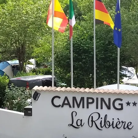 Mobil Avec Terrasse Et Tv - 6 Pers. - Api-1-52-2943 Annot